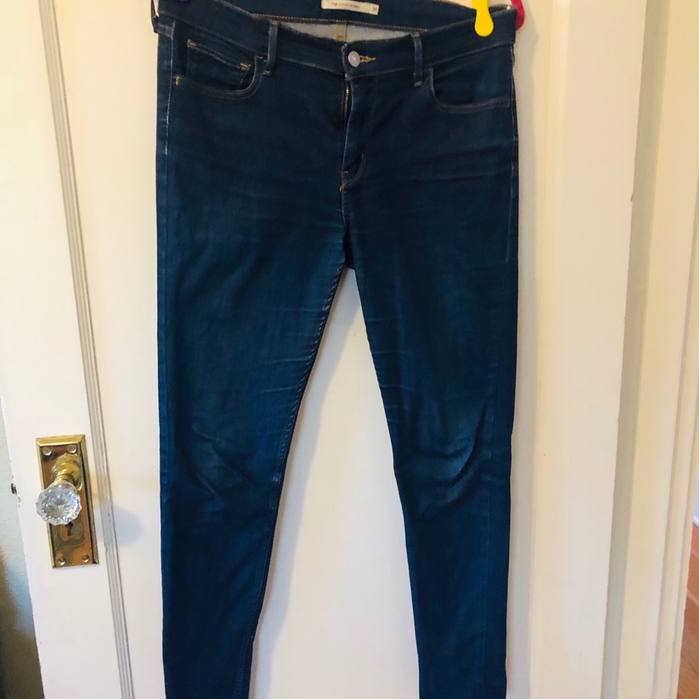 Levi’s skinny jeans